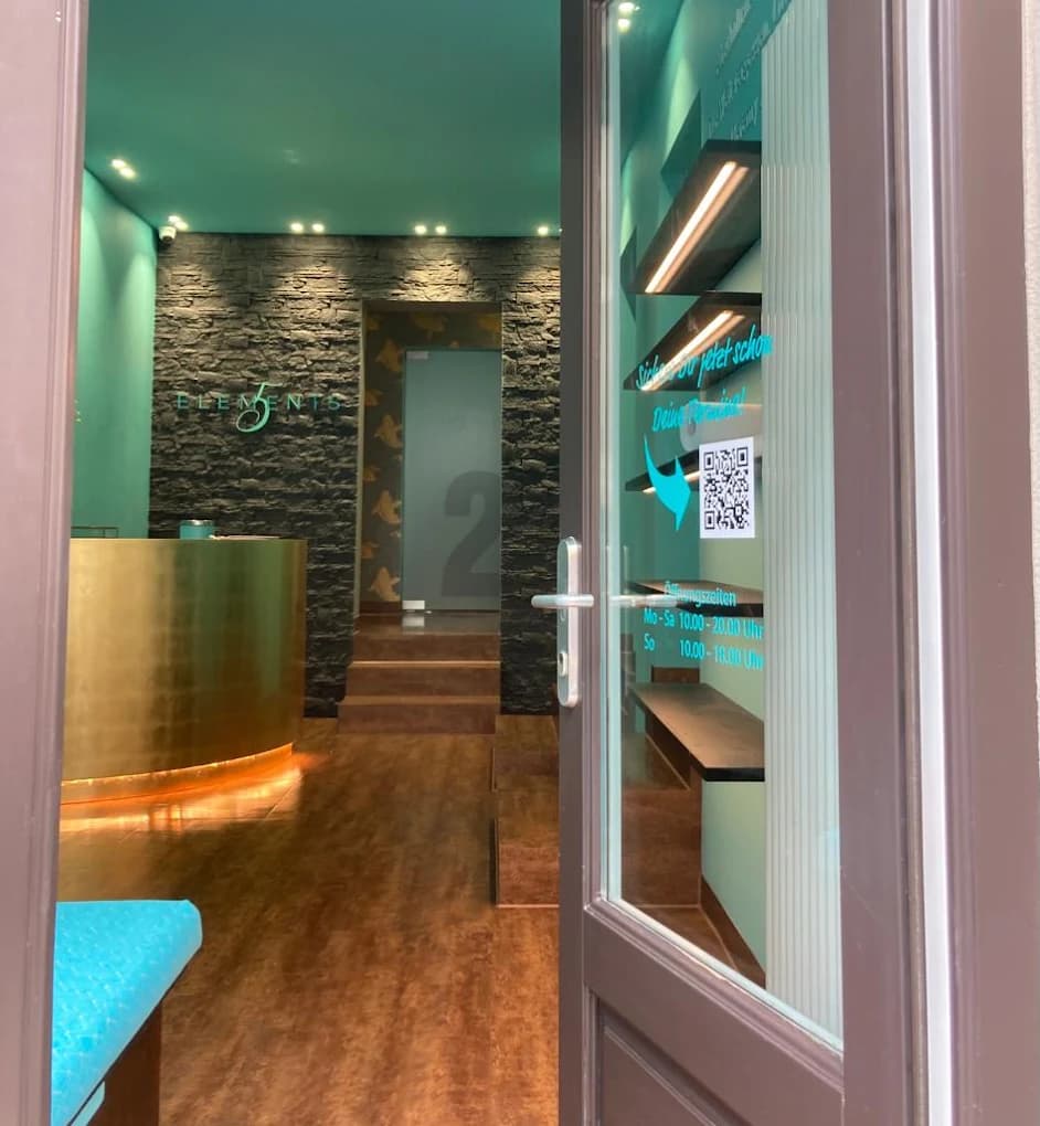 Artisanal Entrance